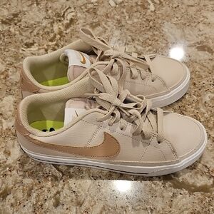 Nike Cream and Gold Casual Sneakers
